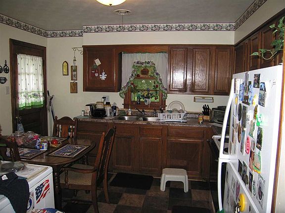 3rd image of 4616 Talley Ave