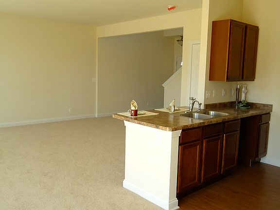 5th image of 59 Melrose Ct