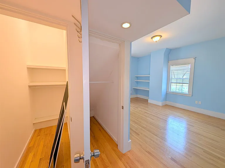 89 Burget Ave #2 — Photo 16