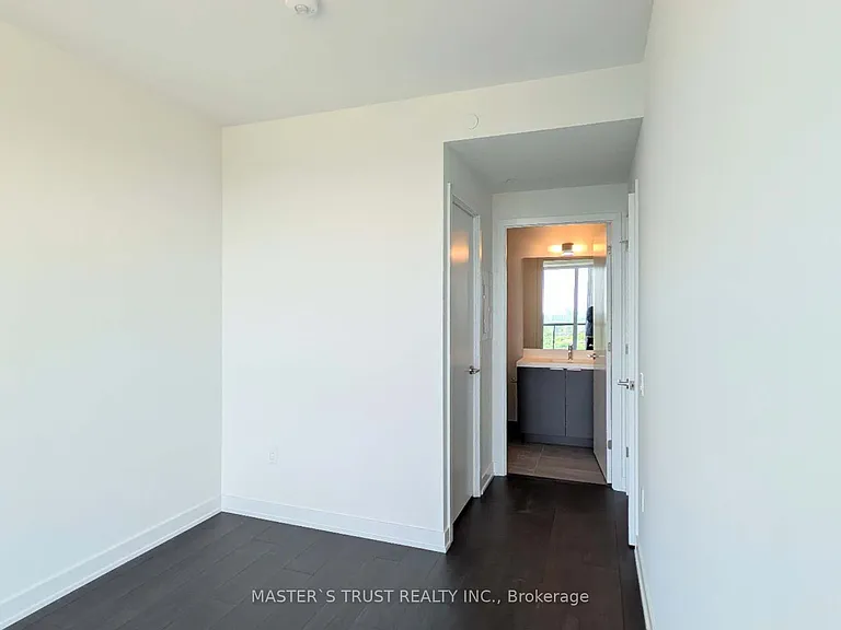5858 Yonge St #3008 — Photo 4