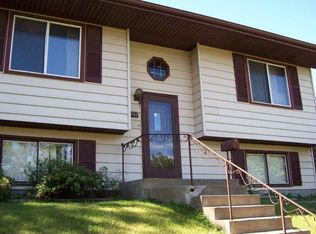 1552 7th St E, Saint Paul, MN 55106