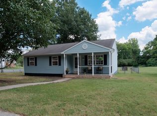913 N 38th St, Richmond, VA 23223