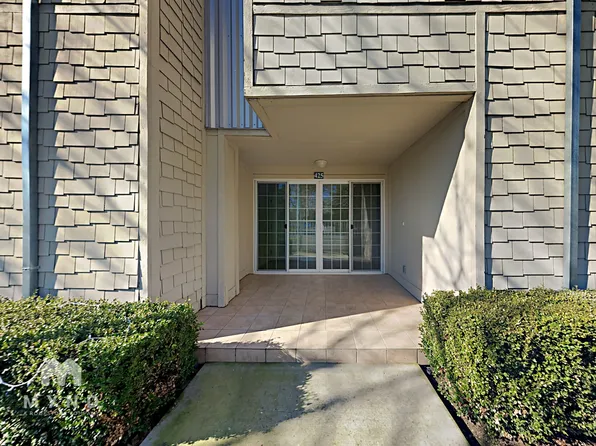 425 Harriet Ln, West Sacramento, CA 95605