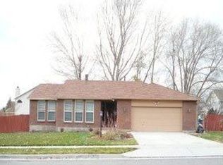 10234 S Countrywood Dr, Sandy, UT 84092