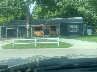 318 W Sweeney Blvd, Kansas City, MO 64114