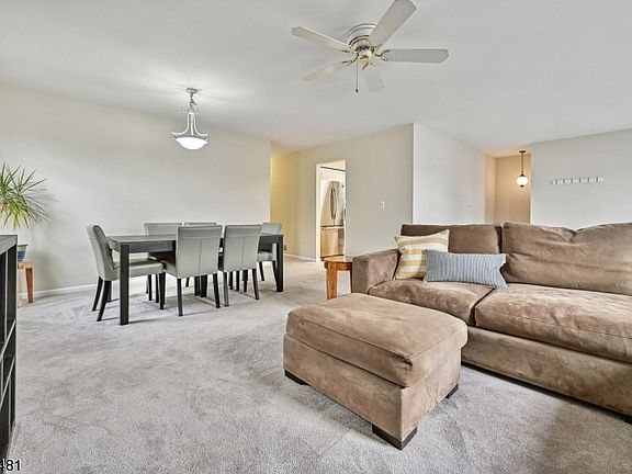 3rd image of 545 Trinity Pl
