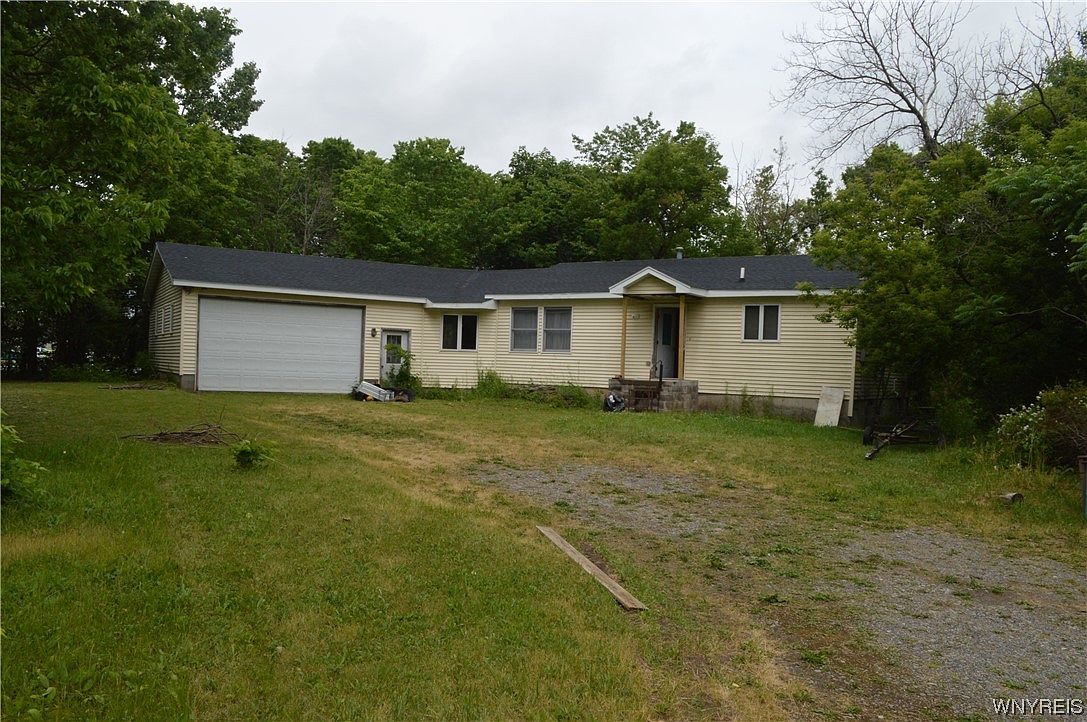 4683 Sunset Dr, Lockport, NY 14094 Zillow