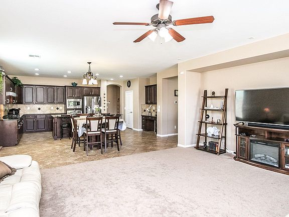 3rd image of 1472 E Prescott Pl