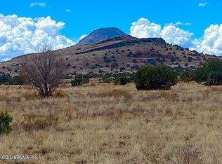 N Yucca Trl, Ash Fork, AZ 86320