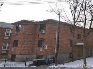 15718 Willets Point Blvd, Whitestone, NY 11357