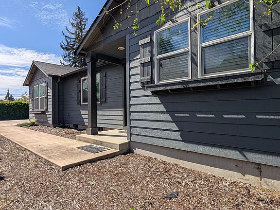 2nd image of 1540 7th St