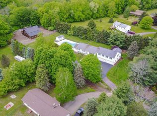 658 Forest Rd, Northford, CT 06472