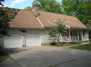 4150 Herr Fieldhouse Rd, Southington, OH 44470