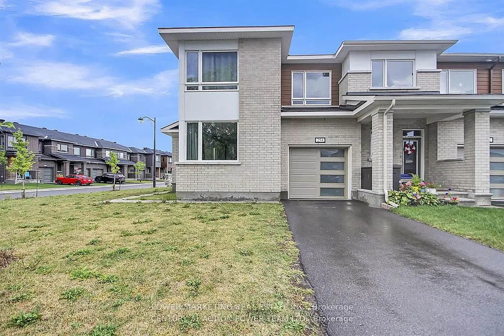 3 bed, $2,800 — Photo 1