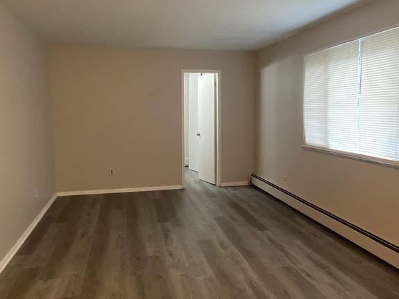 3rd image of 3000 Denison Ave #203
