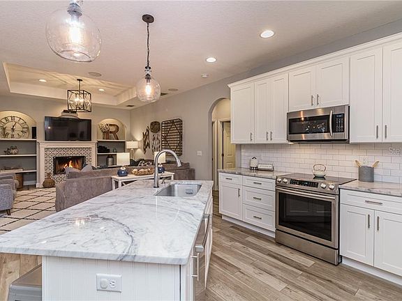 4th image of 3843 Alamanda Hills Ln