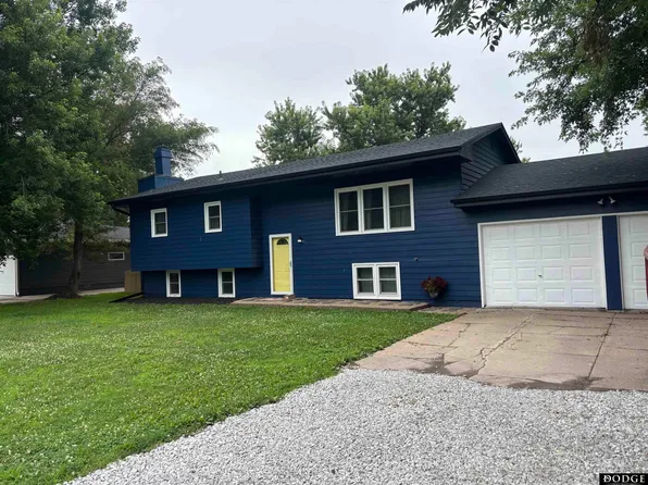 441 Sunset Dr, Fremont, NE 68025