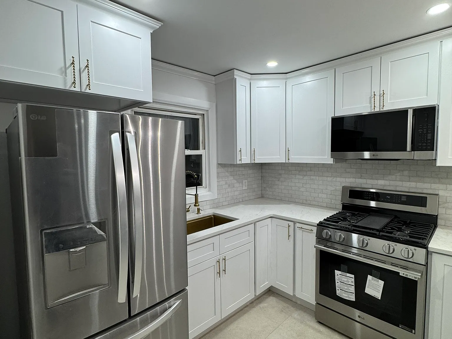 2 bed, $2,500 — Photo 4