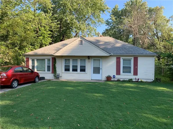 7410 E 57th St, Kansas City, MO 64129