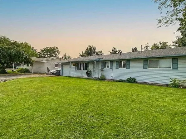 1113 Marshall St, Davenport, WA 99122