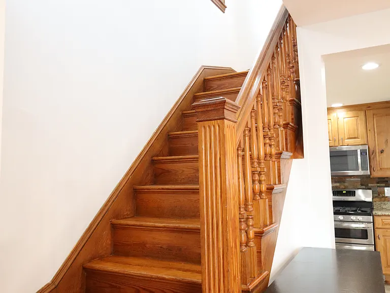 34R Rush St — Photo 16