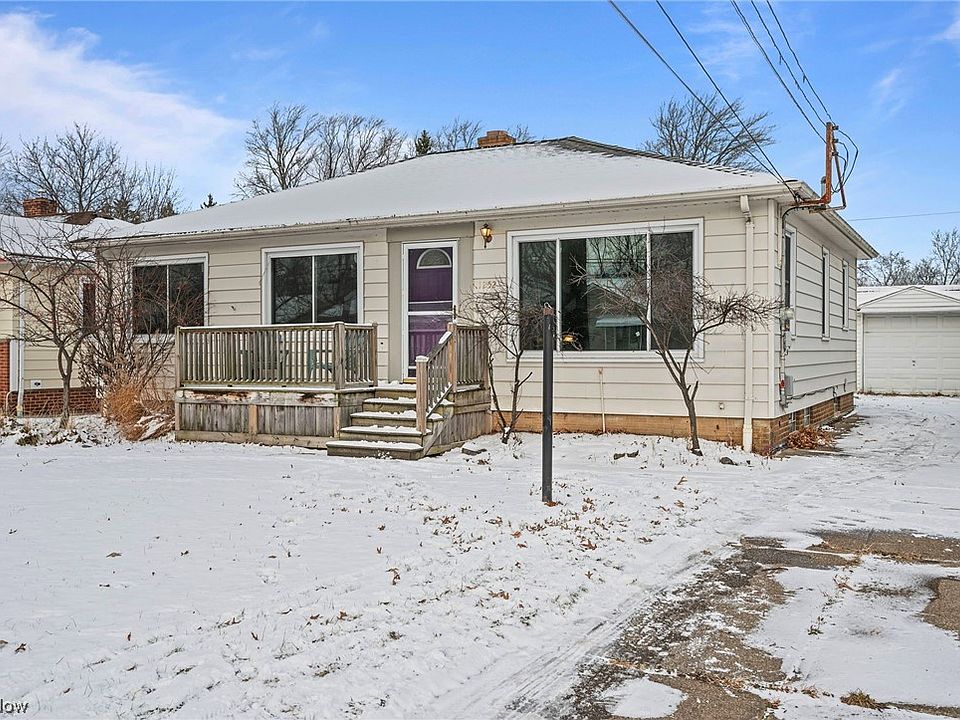 11252 Lawndale Dr, Parma Heights, OH 44130 Zillow