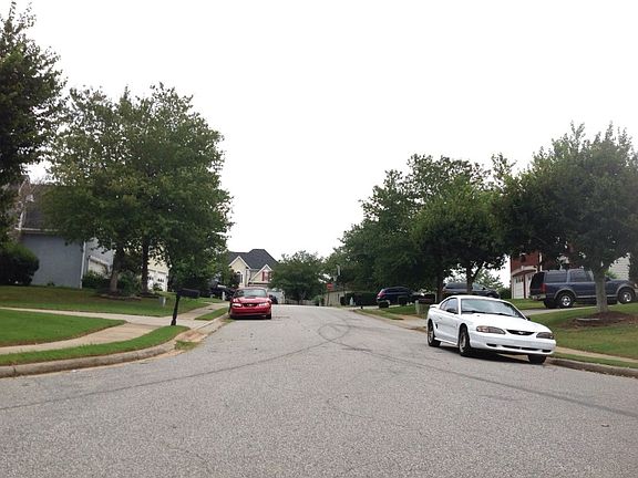 5th image of 235 Dellwood Dr