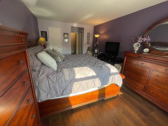 2nd image of 5 Birchwood Ct APT 5K