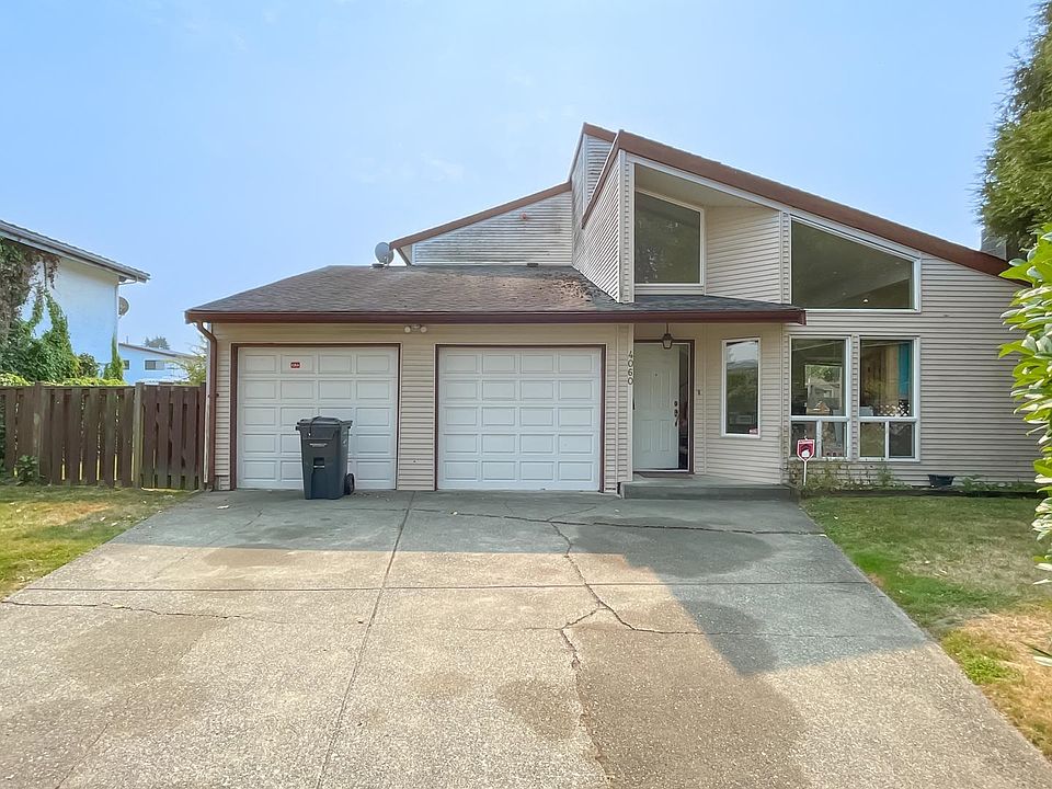1st image of 4060 Burton Ave
