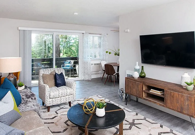 Stoneridge Luxury Apartments — Photo 11