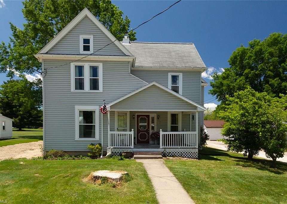 1st image of 27 N Main St