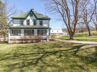 W1662 County Road B, Genoa City, WI 53128