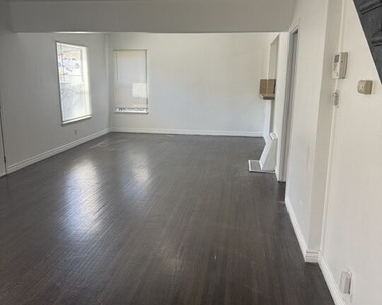 5th image of 5612 Edgemar Ave