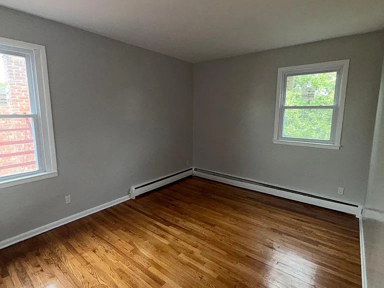 574 Stuyvesant Ave #34 — Photo 3