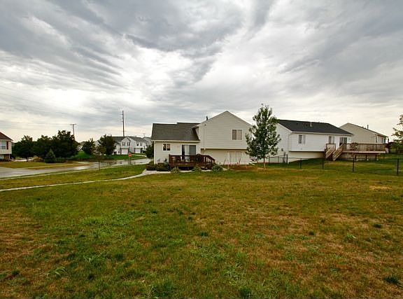 3rd image of 14402 Canyon Dr