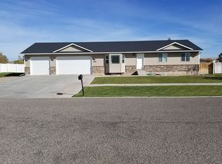 2830 N Sunlight Dr, Idaho Falls, ID 83401