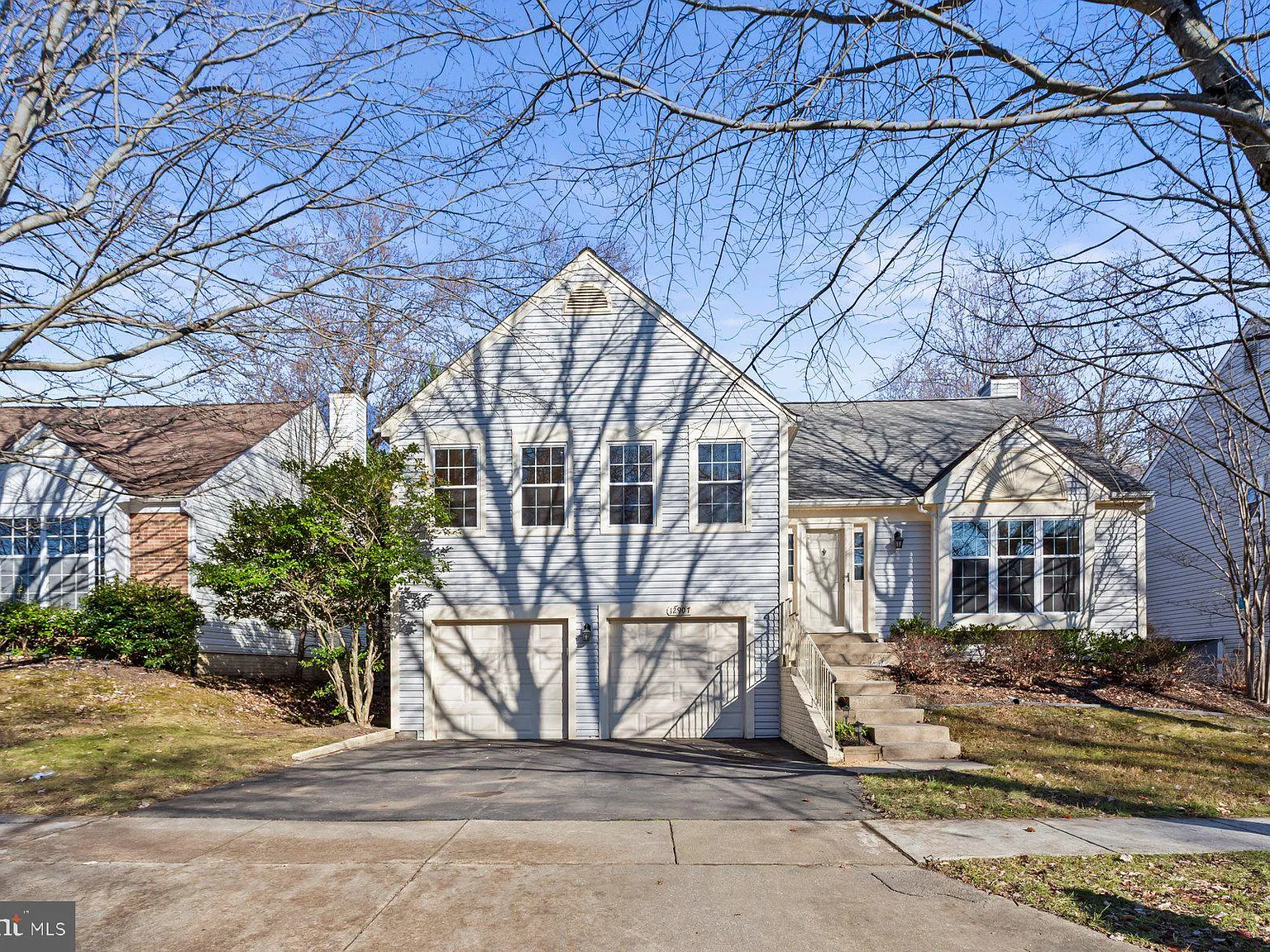 4 bed, 3.0 bath, 1928 sqft, $3,600 — Photo 2