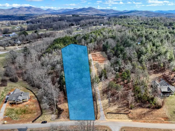 37 New Water Way, Blairsville, GA 30512