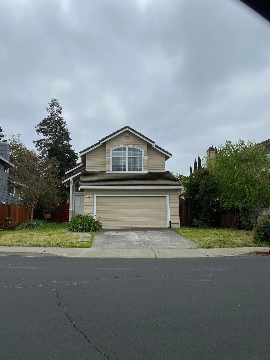 5393 Hillflower Dr photo 1