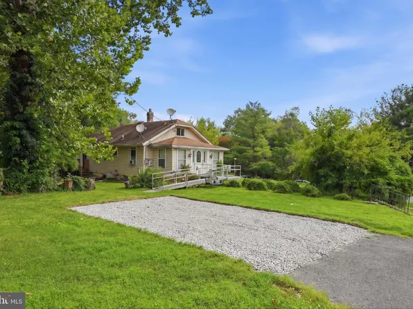 4412 Briggs Chaney Rd, Beltsville, MD 20705