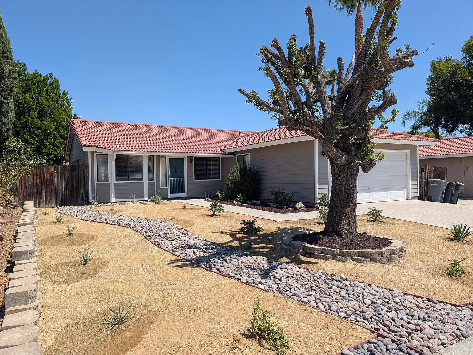 3 bed, 1442 sqft, $2,745 — Photo 1