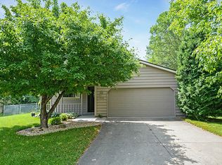 7930 Fairfield Cir N, Brooklyn Park, MN 55444