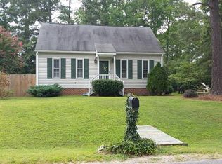 15900 Tri Gate Rd, Chester, VA 23831