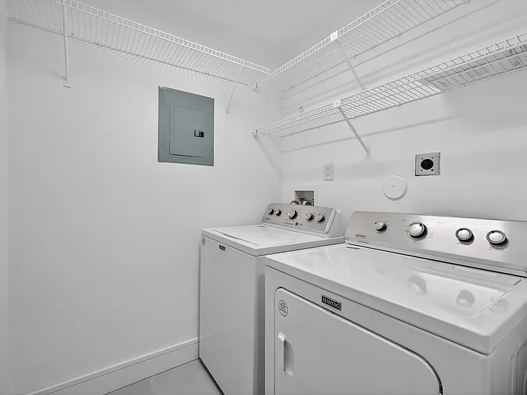 10924 Roebelini Palm Ct #A — Photo 16