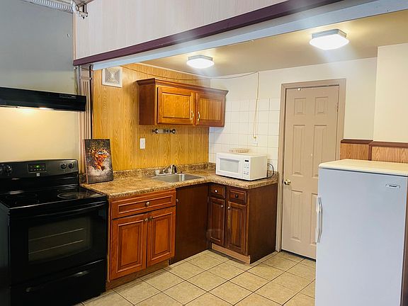 4th image of 383 Congress St APT 1