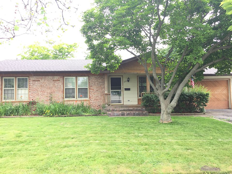 1st image of 1256 Berkenshire Ln