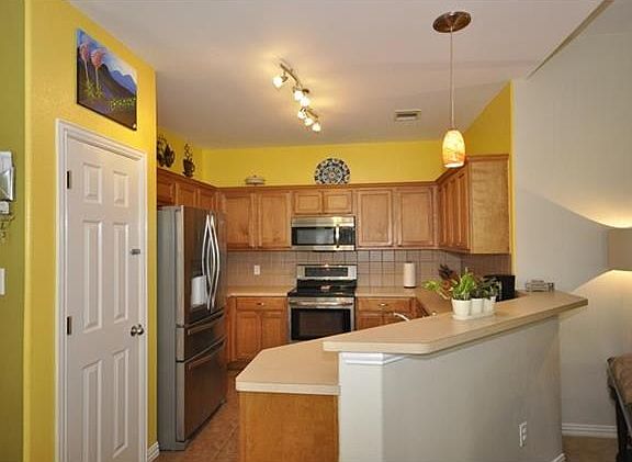 4th image of 120 Boulderwood Dr