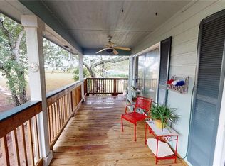 209 Woodrow Center Rd, Kingsbury, TX 78638