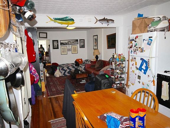 4th image of 177 Court St APT 3