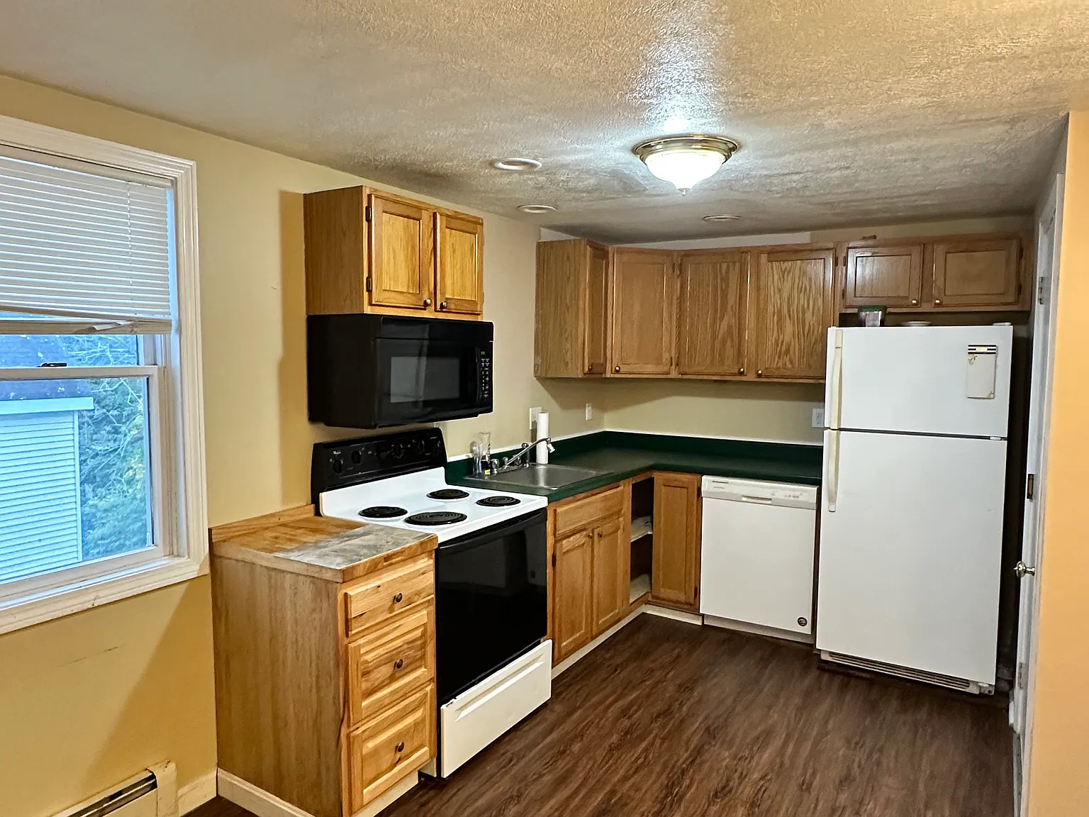 2 bed, 800 sqft, $1,850 — Photo 4